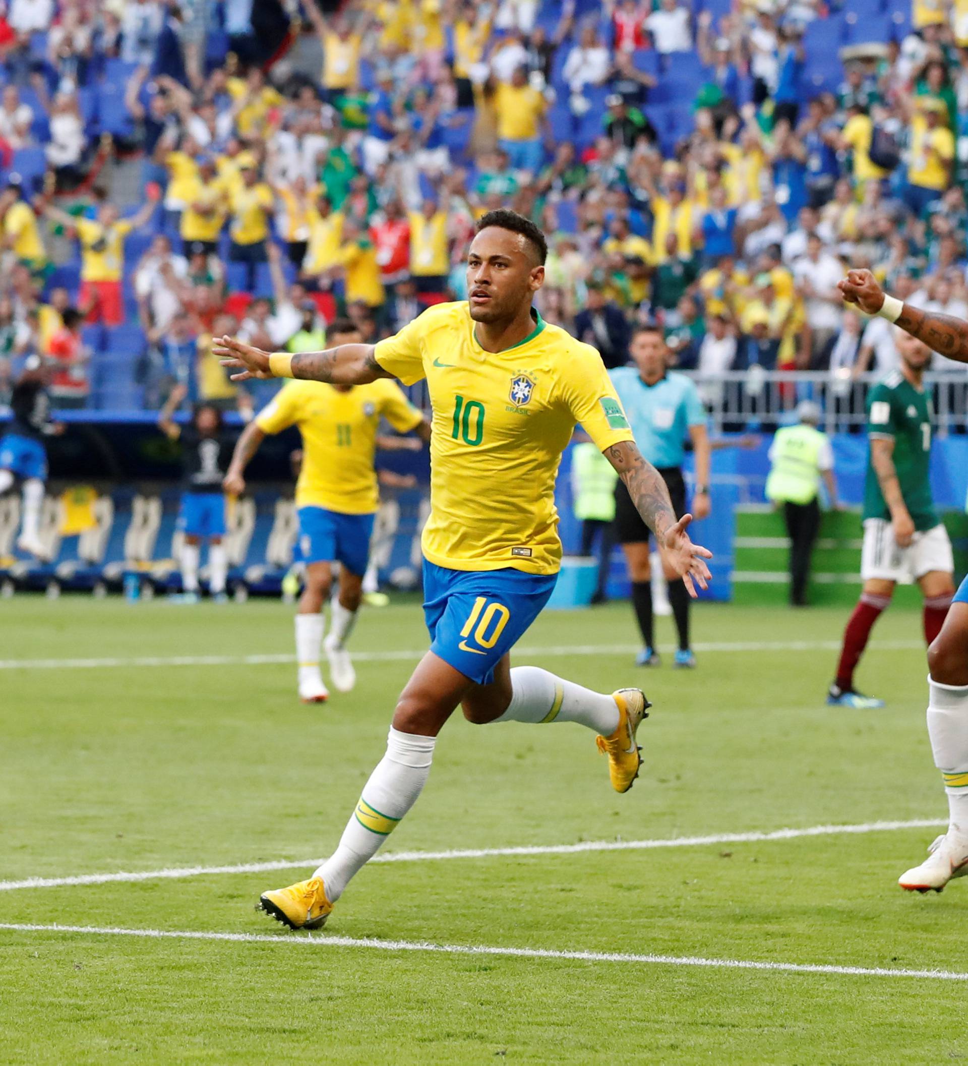 World Cup - Round of 16 - Brazil vs Mexico