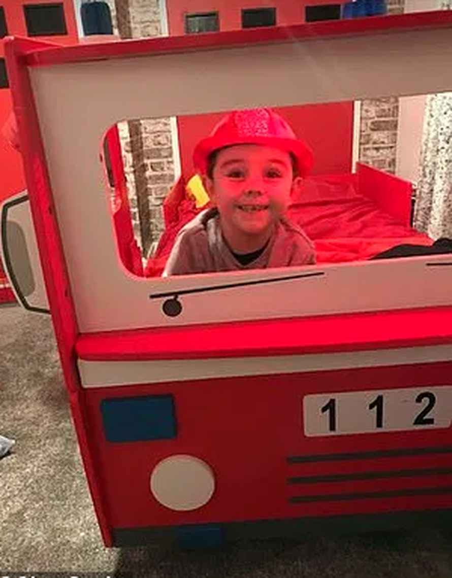 Za manje od 1000 kn uredila je sinu (4) novu vatrogasnu sobu