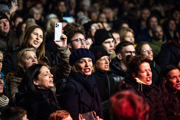 Urban održao koncert na Adventu u Puli