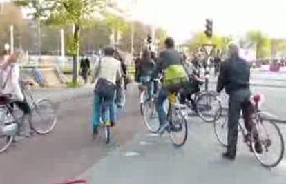 Nizozemska: Zbog gužvi i biciklisti trebaju semafore