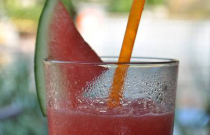 Osvježenje u vruće dane: Kako napraviti fini sok od lubenice