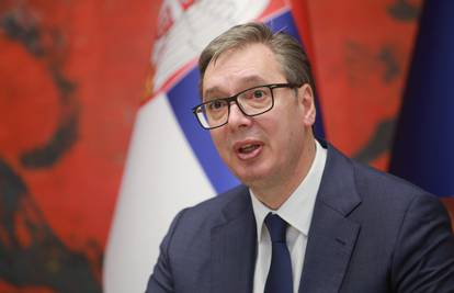 Vučić dlaku mijenja, ali ne i ćud: Za izbornu utrku u pomoć je pozvao i četničke vojvode