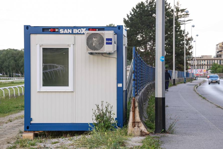 Zagreb: Počeli su radovi za Thompsonov koncert na Hipodromu