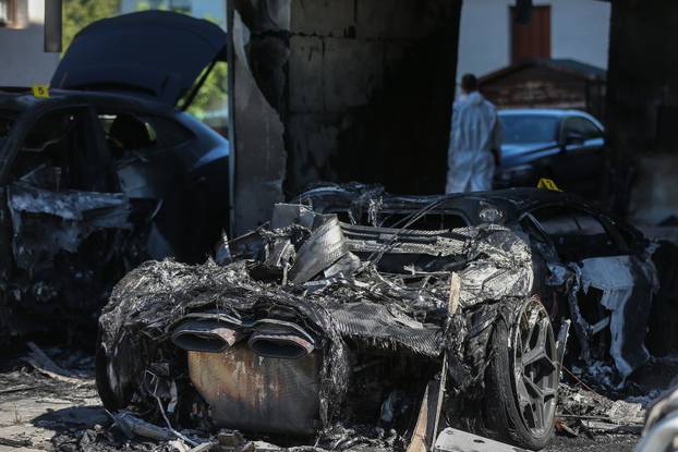 U Velikoj Gorici izgorjela dva Lamborghinija, stambena zgrada i druga vozila