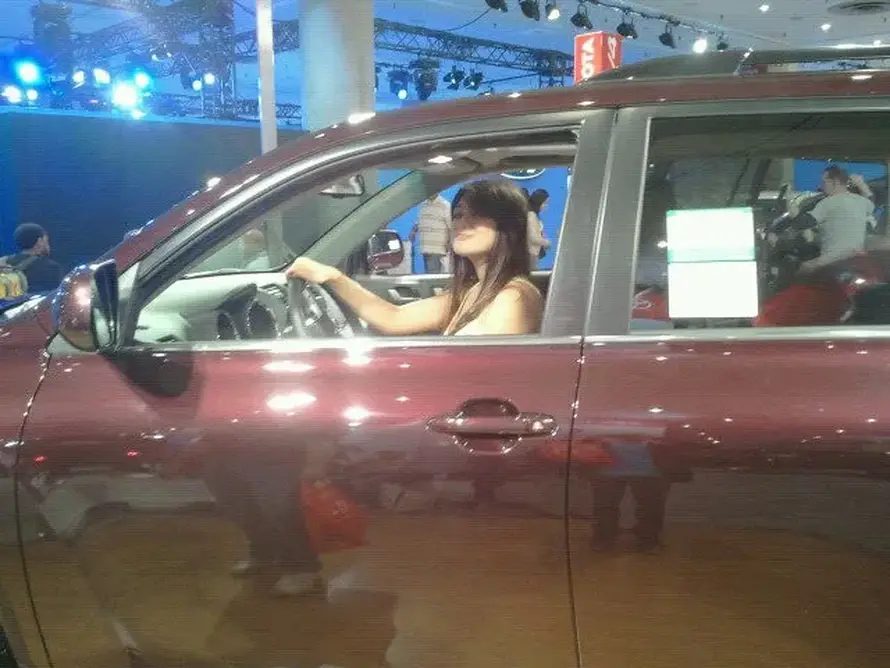 Policajka objavila eksplicitne fotke: 'Ovo je sramota za odoru'