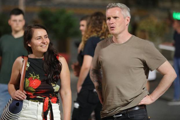 Osijek: Rock bend Echoes zabavljao Osječane na prvom pokretnom koncertu