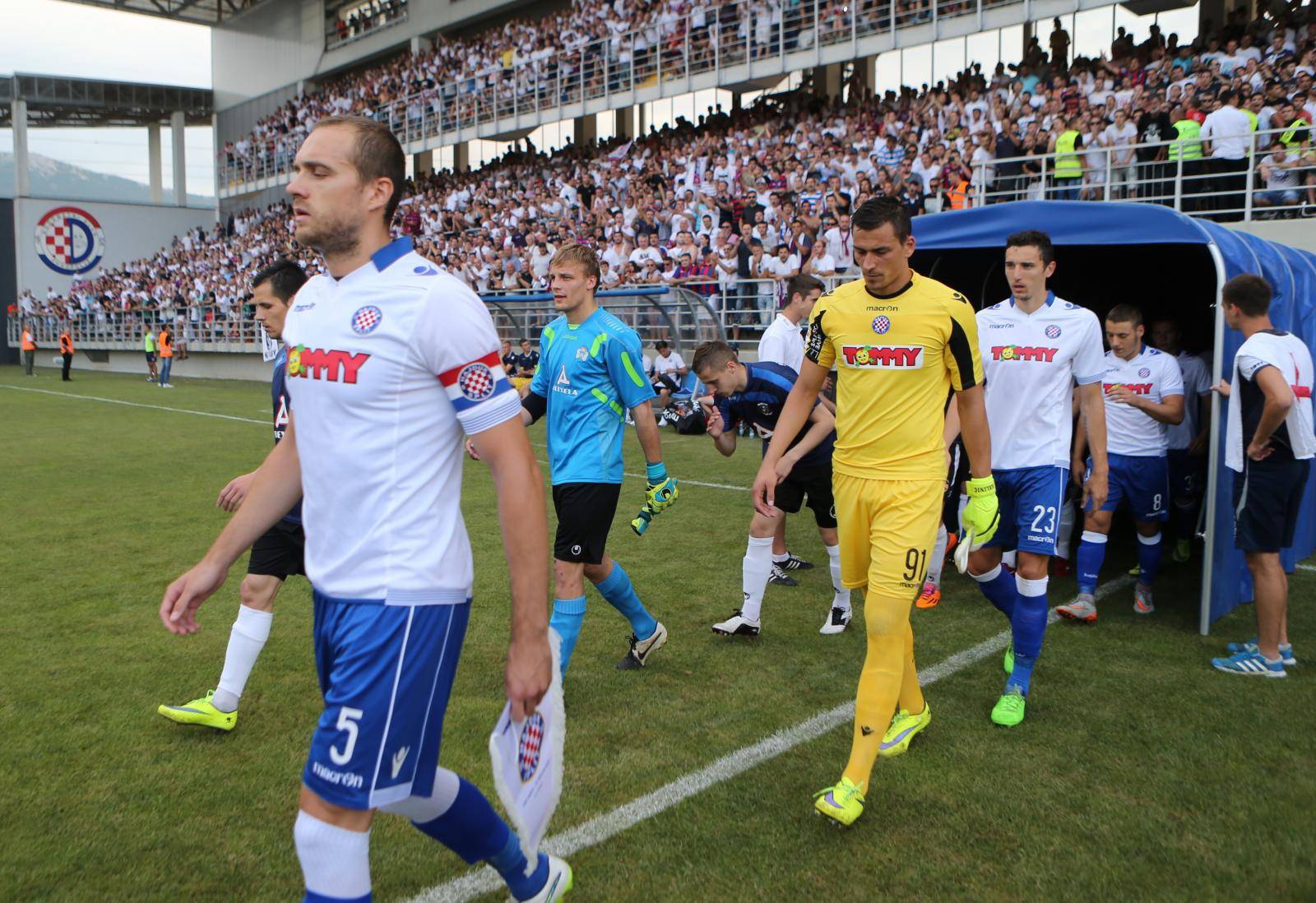 Hajduk će sezonu opet otvoriti u Dugopolju, svi naši nositelji...