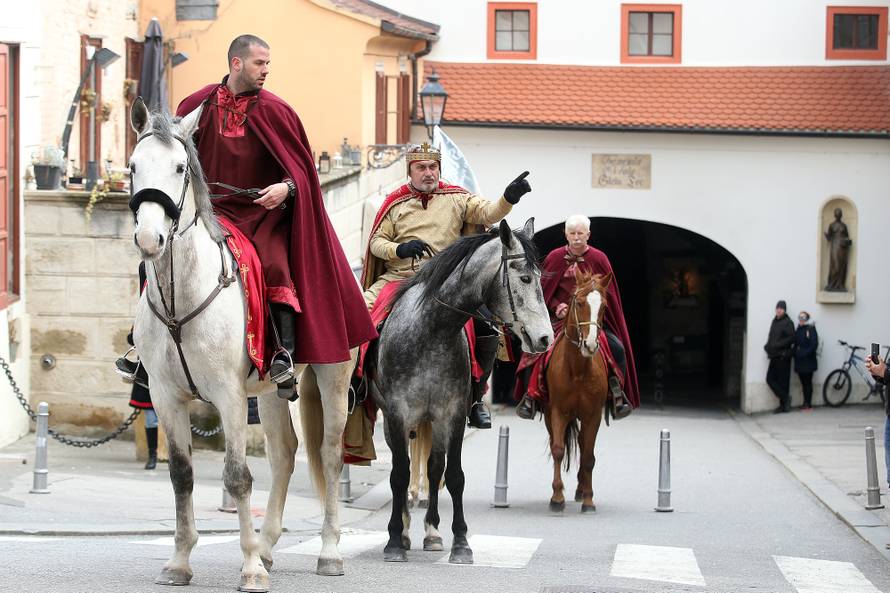 Moćni kralj Tomislav projahao Zagrebom s Kravat pukovnijom