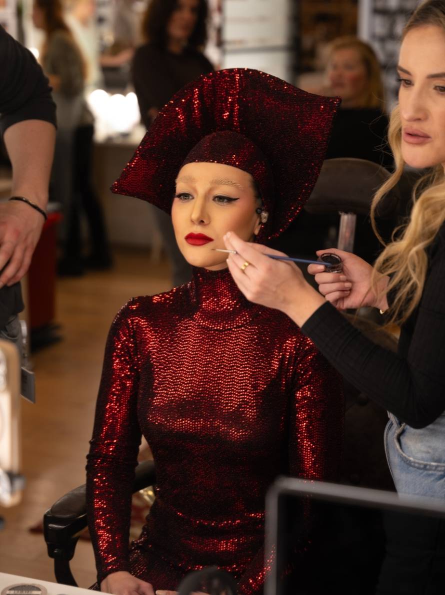 Tvoje lice zvuči poznato donosi prve transformacije u nedjelju: Na binu stižu Dua Lipa, Grše...