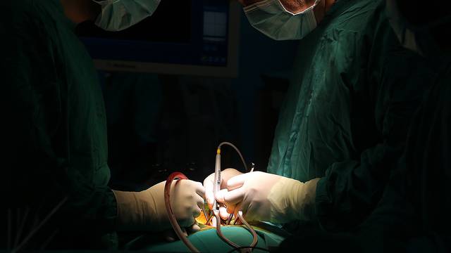 Privatne klinike vabe pacijente na transplantacije u Tursku. Je li taj biznis zakonit i moralan?
