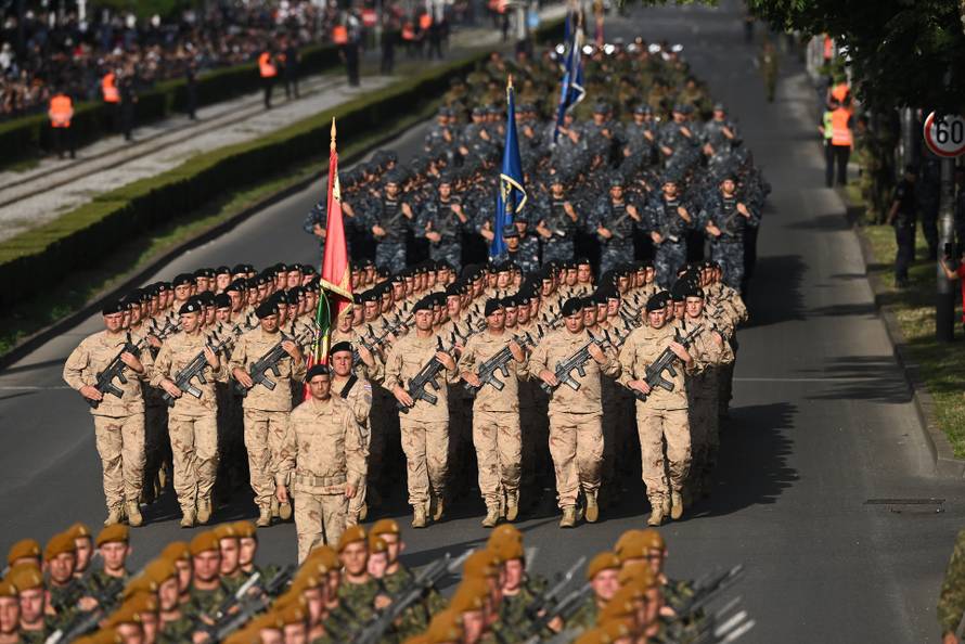 Zagreb: Svečani vojni mimohod u povodu 30 godina VRO Oluja