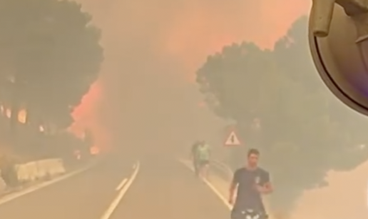 VIDEO: Kao u paklu. Pogledajte snimku iz epicentra požara