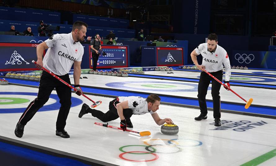 Curling - Men's Semi-final - Norway vs Canada