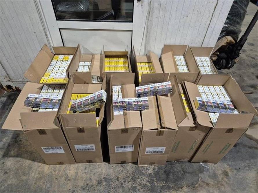 FOTO Srbin pokušao prošvercati 120.000 cigareta u Hrvatsku