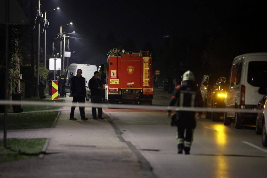 Velika Gorica: Specijalna policija i vatrogasci na terenu, Fabijančićeva ulica blokirana