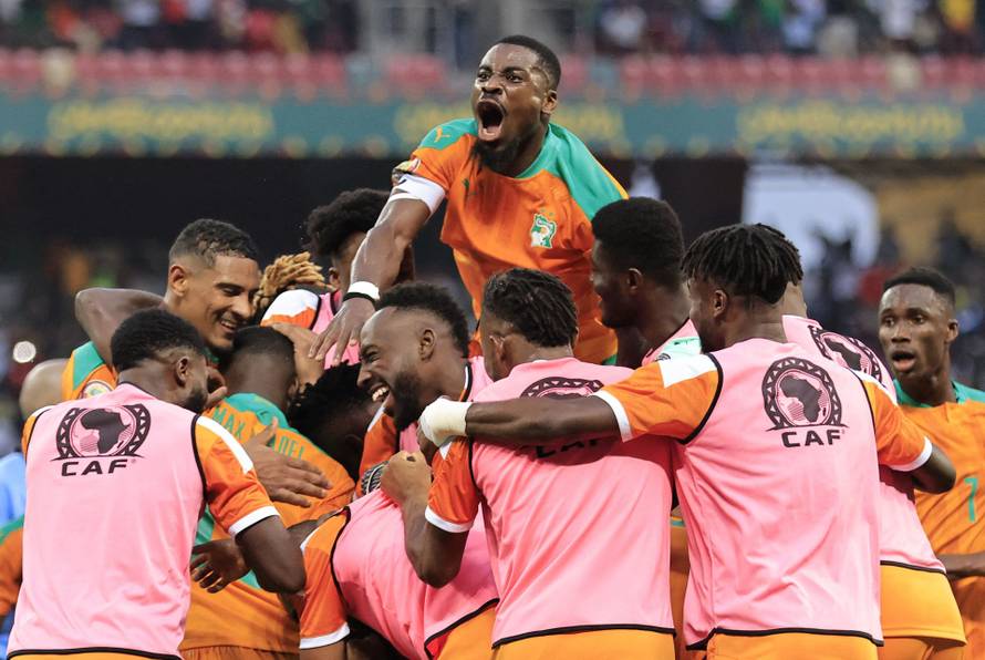 Africa Cup of Nations - Group E - Ivory Coast v Algeria