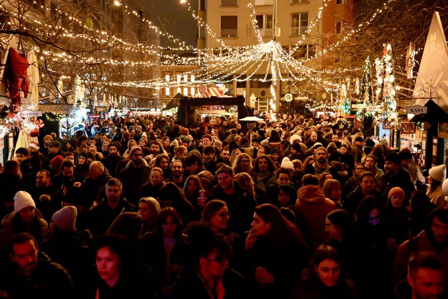 Koncert Curses u petak, Yammat live s EU Adventa, drugi humanitarni Cooking Duel