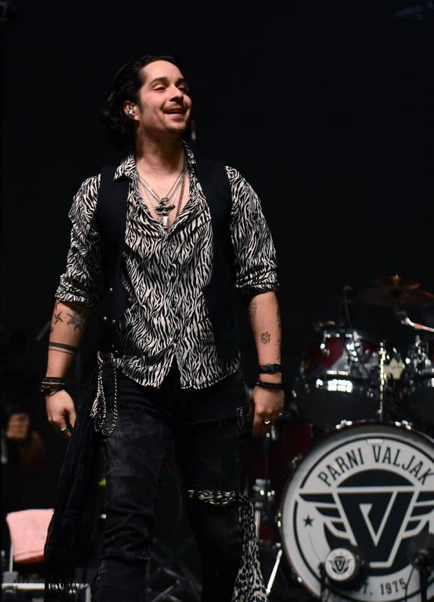 Zagreb: Parni Valjak održao koncert u Areni