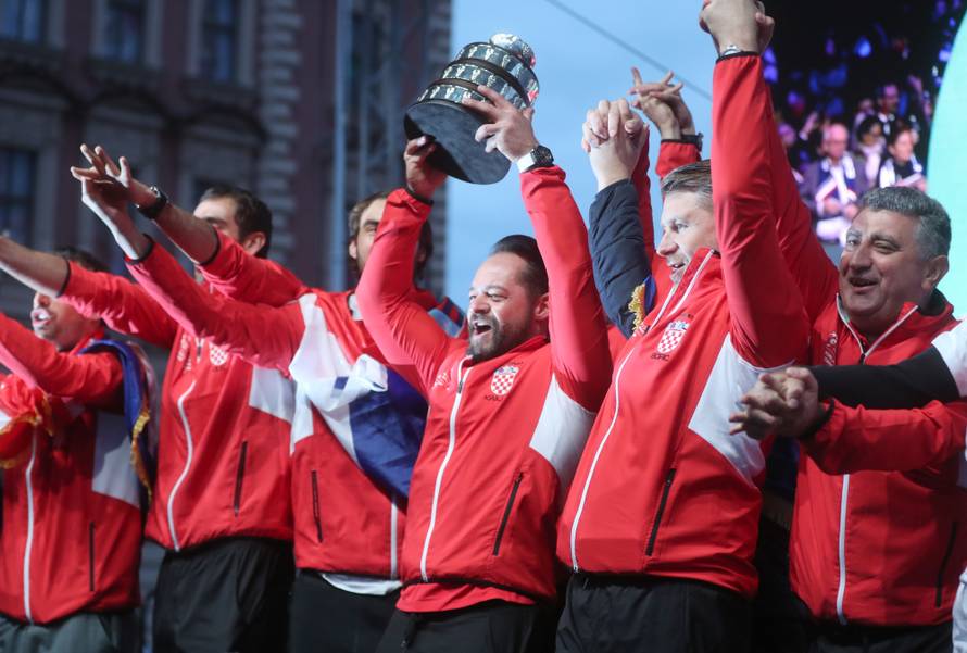 Grad s petoricom izbornika: Ne filozofiramo puno, fajteri smo!