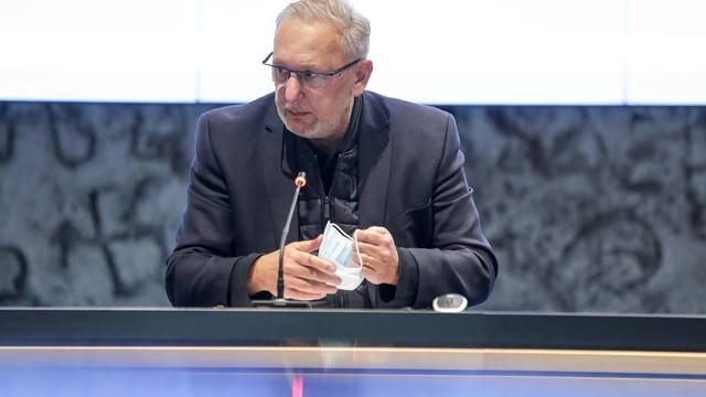 Božinović: 'Još uvijek traju razgovori o novim mjerama'