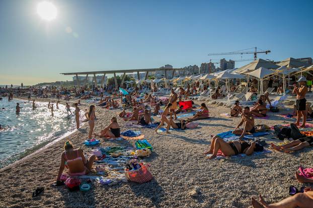 Split: Novootvoreni kafići na Žnjanskom platou: Gaal i Central Beach