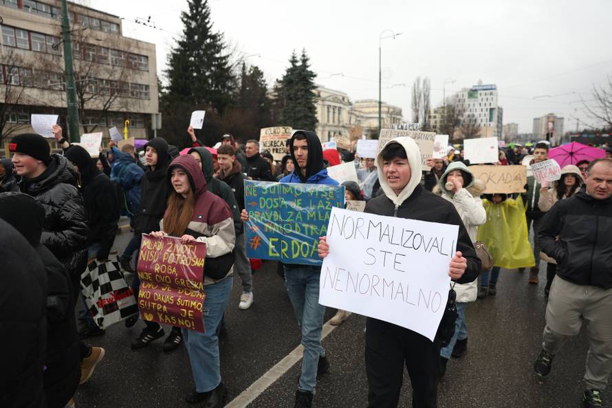 Sarajevo: Treći dan prosvjeda nakon teške tramvajske nesreće, prosvjednici blokirali promet kod SCC-a