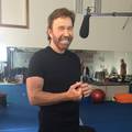 Chuck Norris čestitao mami 100. rođendan:  'Hvala ti na svemu'