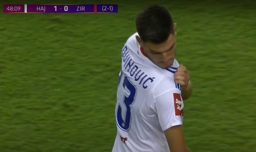 Bizarna situacija: Hajdukovac na Poljud izašao u krivom dresu
