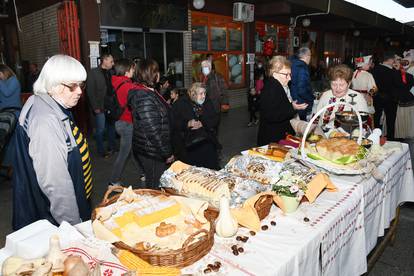 Manifestacija 'Dani zahvalnosti za plodove zemlje - Dani kruha'