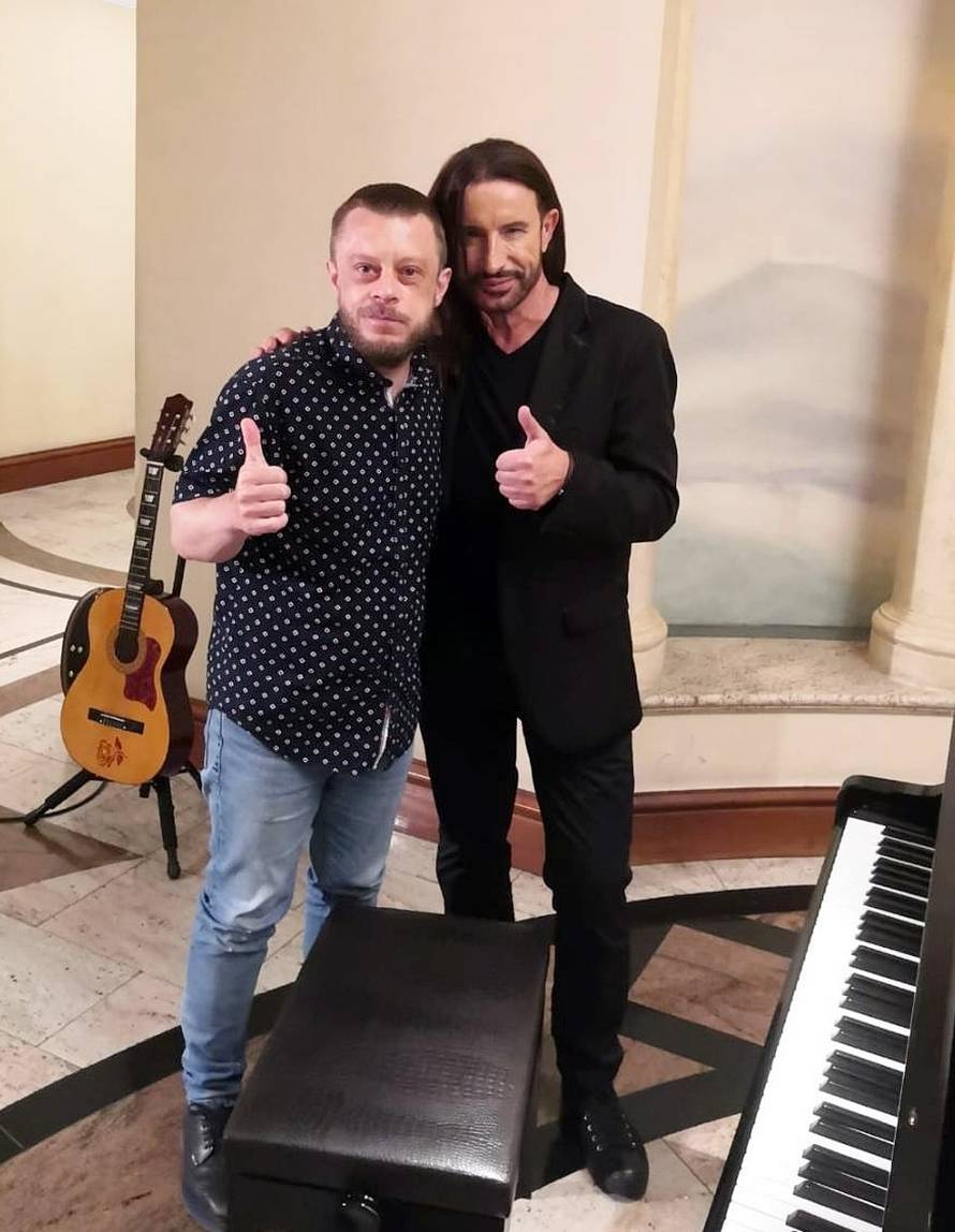 Mladen Burnać naporno radi, snima film o novom albumu