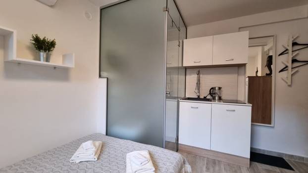 FOTO Prodaju garsonijeru u Zagrebu: Dok kuhate, gledate osobu na wc-u! Ovo je cijena...