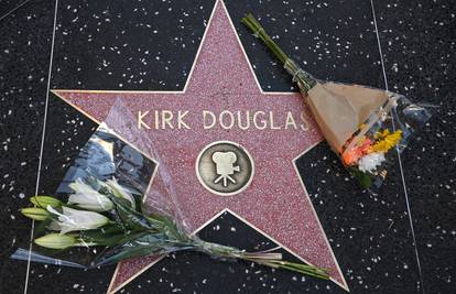 Filmski festivali diljem svijeta odaju počast Kirku Douglasu...