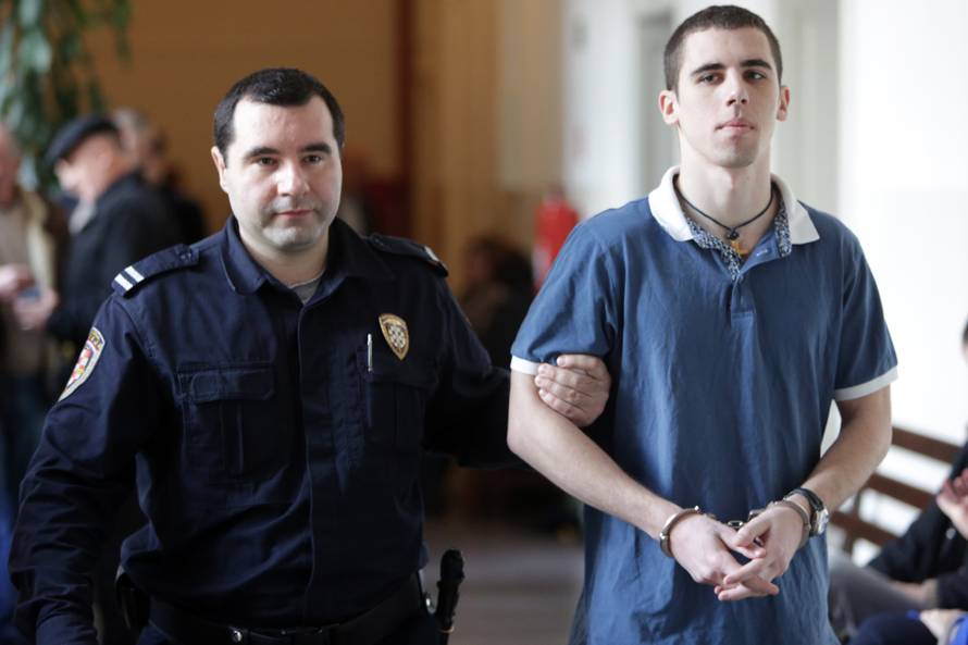 'Žao mi je što sam ga ubio, ali i nije jer sam se riješio patnje'