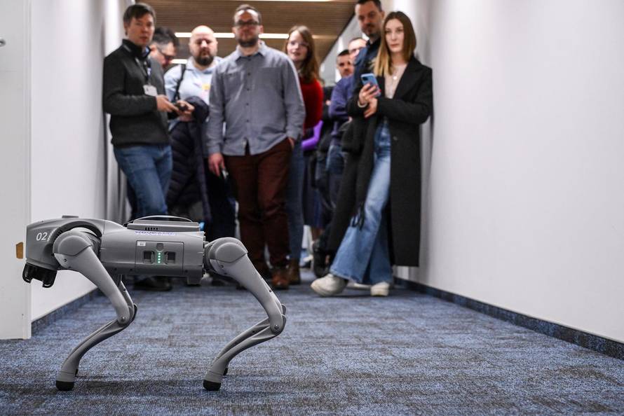 Zagreb: Brunch tvrtke Abysalto na kojem je predstavljen humanoidni robot 