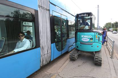 FOTO Radovi na najprometnijem raskrižju u Zagrebu su započeli