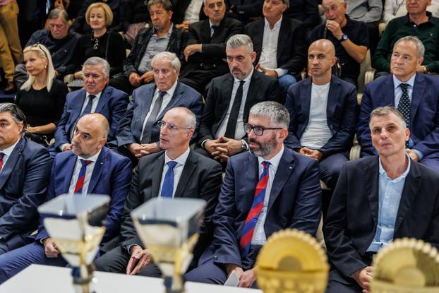 Split: Održana komemoracija za proslavljenog nogometnog vratara Tončija Gabrića