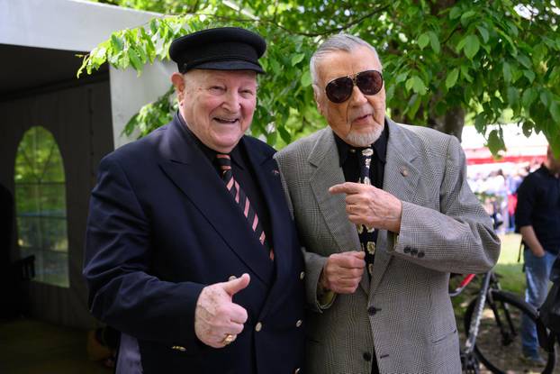 Proslava Međunarodnog praznika rada u Maksimiru, građane zabavljali Zdenka Kovačiček, Drago Diklić i Jimmy Stanić