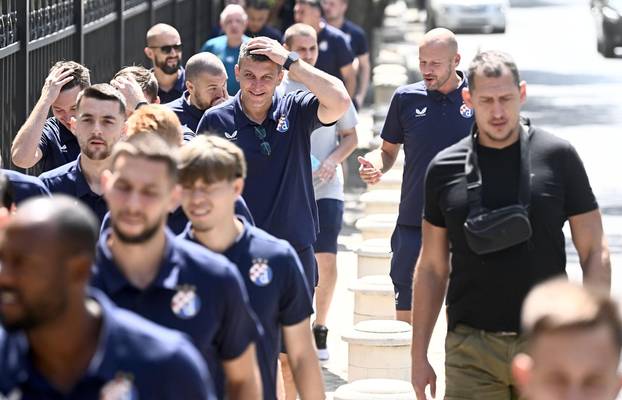 Baku: Igrači Dinama uoči sutrašnjeg susreta s Qarabagom prošetali gradom