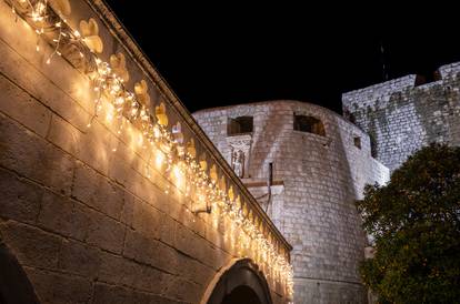 FOTO Prekrasni Dubrovnik još je ljepši u vrijeme uoči Božića