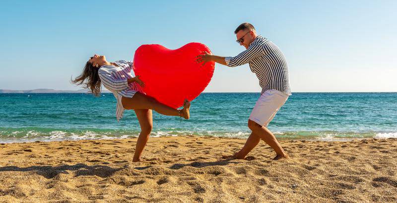 4 briljantno suptilna načina da ga emocionalno približite sebi