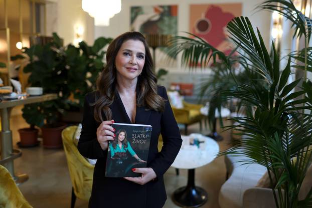 Zagreb: Promocija kuharice "Slatki život" autorice Sanje Vejnović