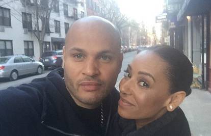 Mel B me snimala s drugom ženom i govorila: 'Ovo je seksi'