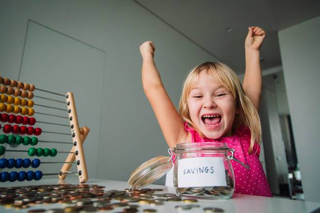 Happy,Cute,Girl,Saving,Money,,Kid,Counting,Coins