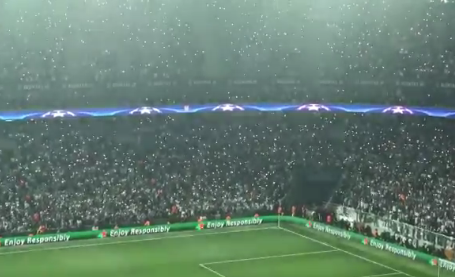 Party na stadionu u Istanbulu: Nestalo struje, ali opet sve gori