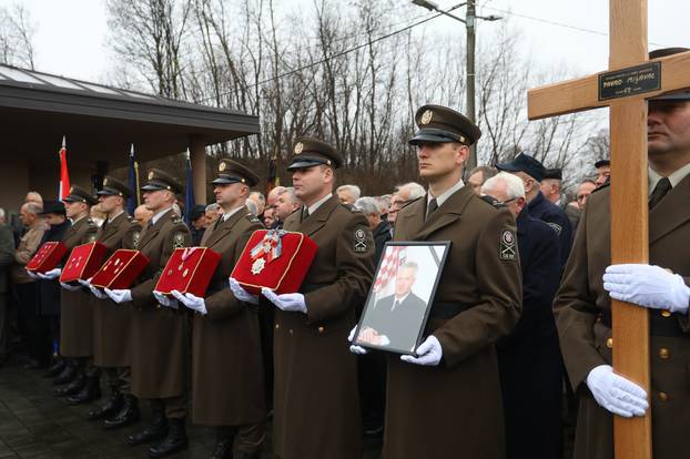 Novigrad na Dobri: Sprovod generala Pavla Miljavca