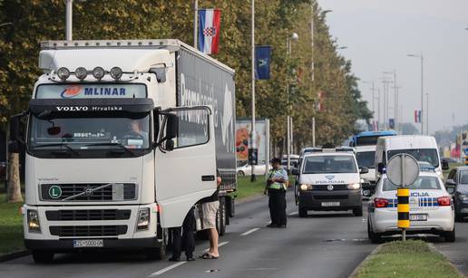 Totalni kaos u Novom Zagrebu: Dvije nesreće, promet blokiran!