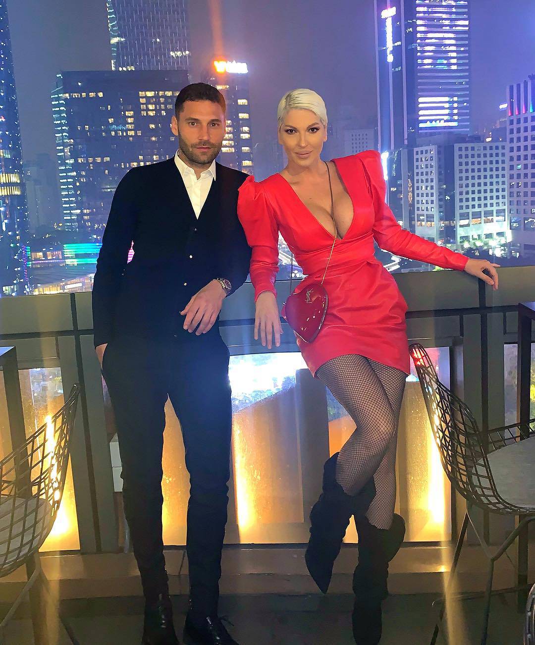 Procurio privatni video: Jelena Karleuša se snima gola u kadi