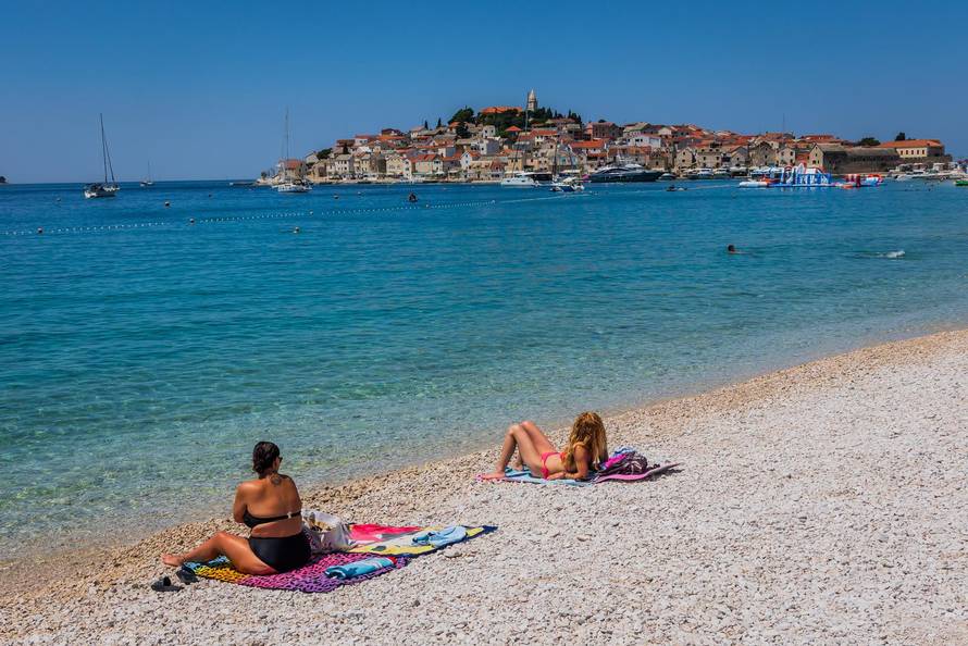 Ljetni dan u Primoštenu