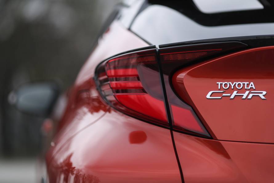 Melem za oči, a može biti i prava prvakinja u štedljivosti