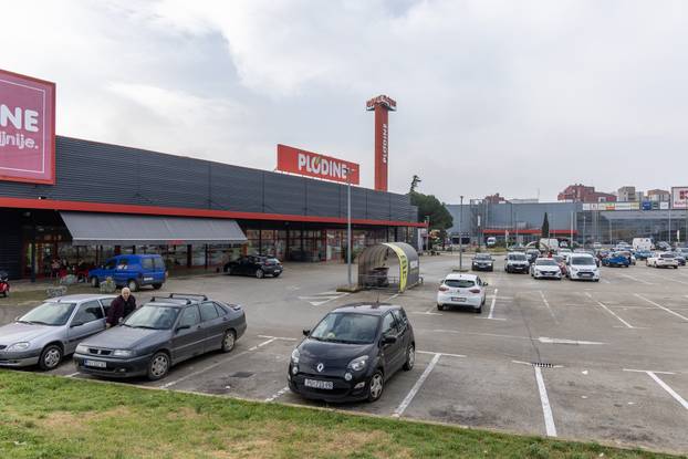 Pula: Trgovački centri prazni tijekom drugog bojkota